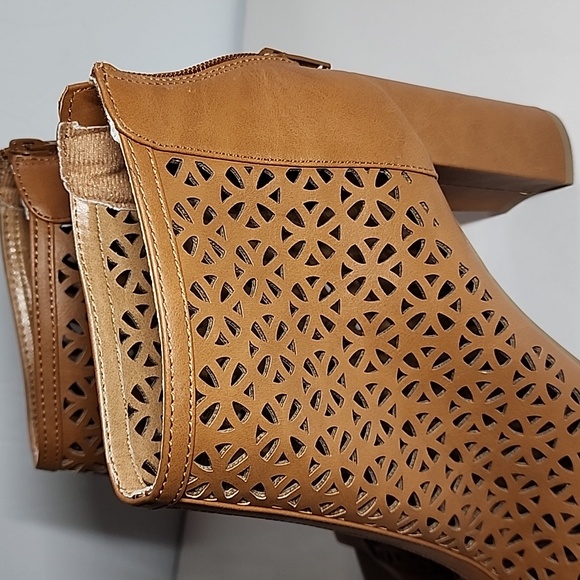 Report Winona Open-Toe Booties / Size 9 - Picture 8 of 12